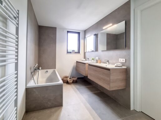 Uccle – Chaussée de Waterlo 836 – 3V